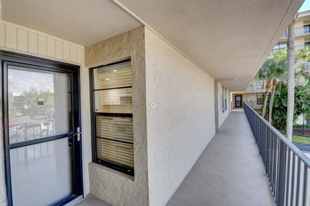 Foto del edificio - 14 Royal Palm Way