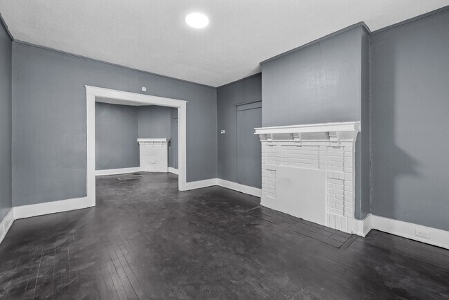 Building Photo - 963 3rd St W