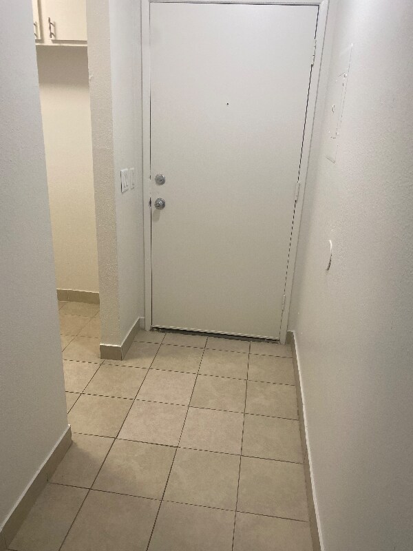 7040 Haskell Ave Unit 208, Los Angeles, CA 91406 Apartment for Rent