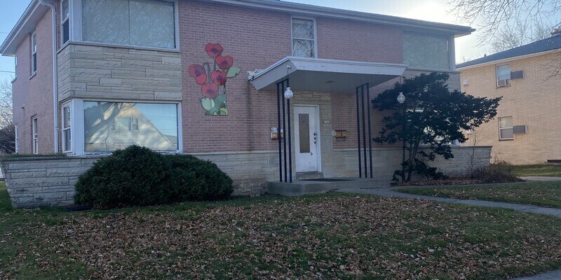 Primary Photo - 4244 North 91st Street
