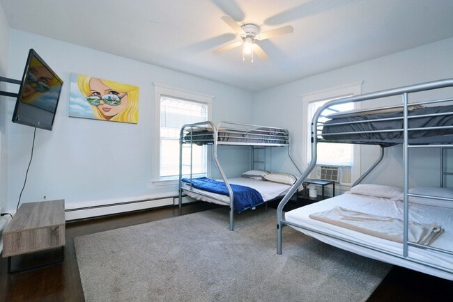 Foto del edificio - 2209 Aldrich Ave S