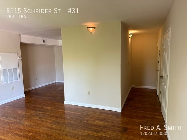 Foto del edificio - 8115 Schrider St