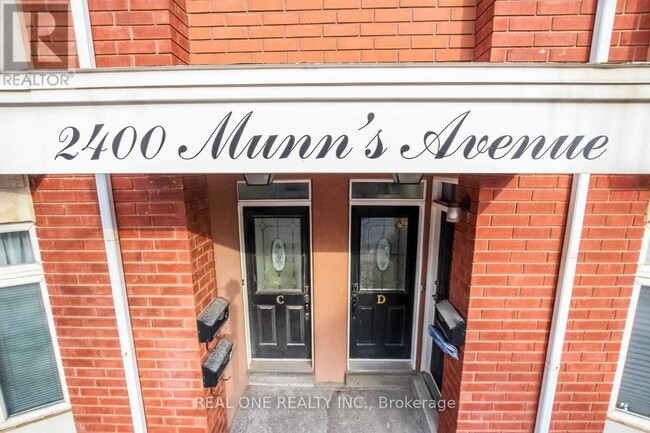 Photo du bâtiment - 2400 Munn's Ave