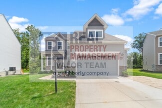 Building Photo - Custom 4 Bed, 3.5 Bath Home in Highly Desi...