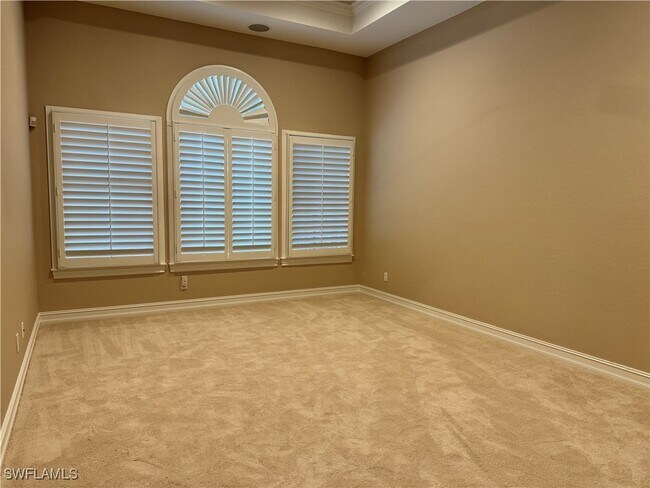 Building Photo - 8449 Mallards Way