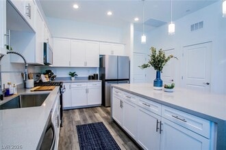 Building Photo - 10519 Prospering Vly Wy