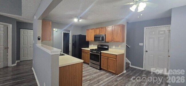 Foto del edificio - 10623 Campion Ct