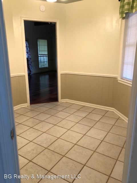 Building Photo - 3 br, 2.5 bath House - 106 Pontalba Dr
