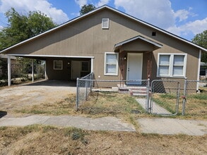Building Photo - 335 Monticello Ct