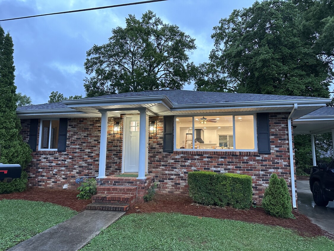 Foto principal - 606 Kelly St