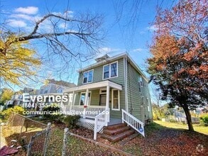 Building Photo - 1805 T St