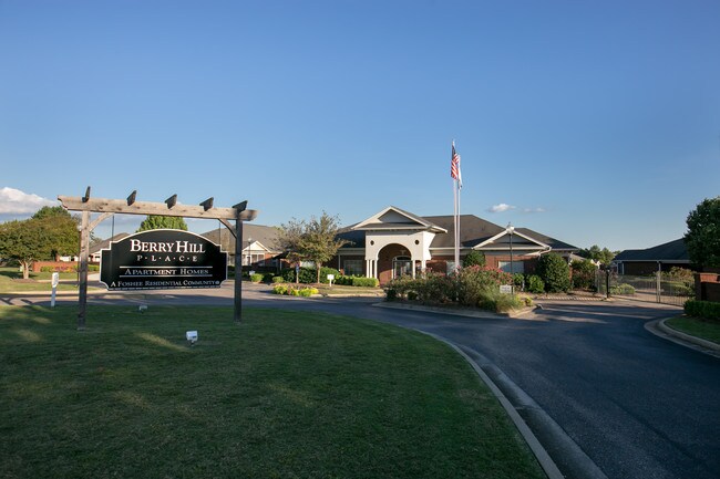 Berry Hill Place Apartments Montgomery, AL