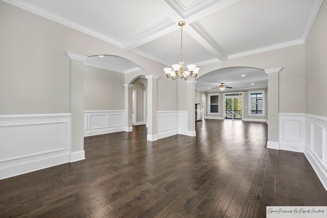 Foto del edificio - ONE STORY EXECUTIVE HOME READY FOR YOU IN REGATTA FOREST