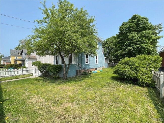 Building Photo - 125 East Ave