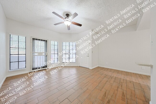 Foto del edificio - 8888 N 47th Ave