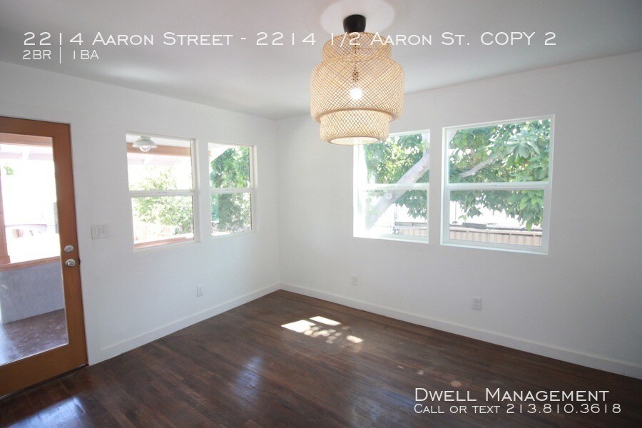 Primary Photo - 2214 Aaron St