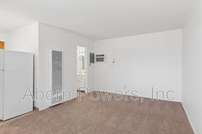 Building Photo - 1255-1275 Williams Way