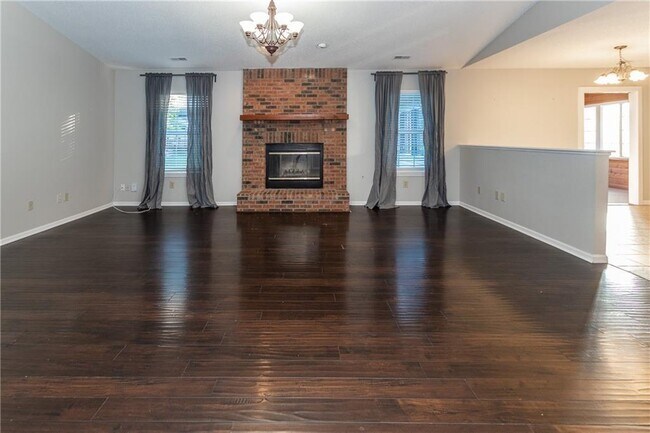 Building Photo - 4512 Periwinkle Ct
