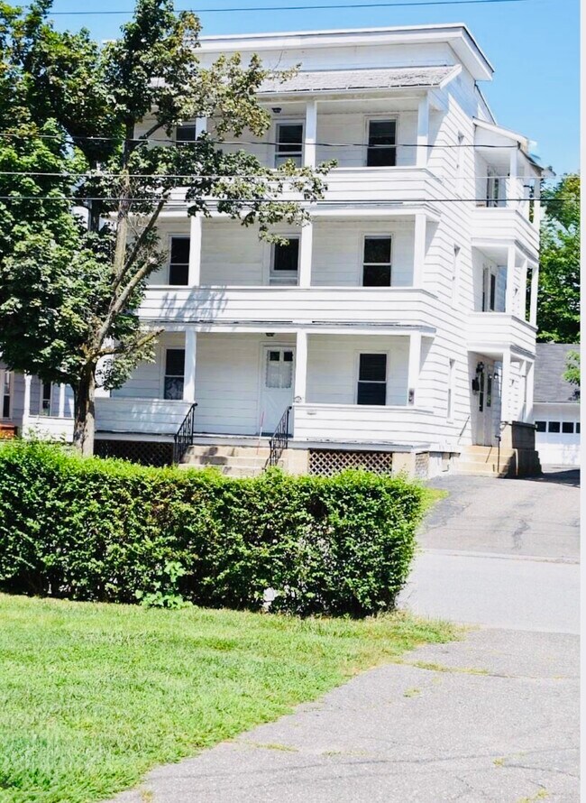 Foto del edificio - 82 Woodbine St