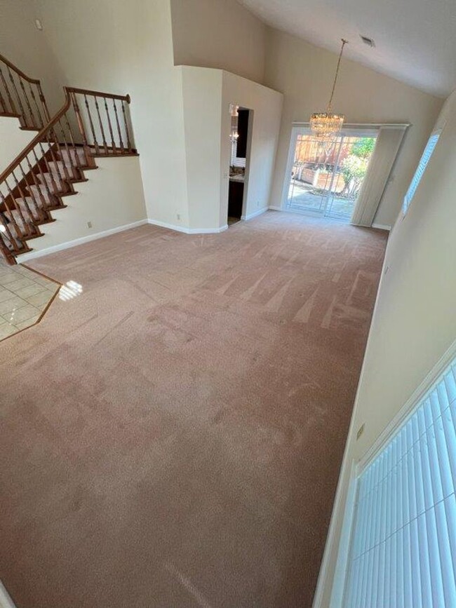 Building Photo - Nor Cal Realty, Inc - 4 bedroom 3 bath wit...