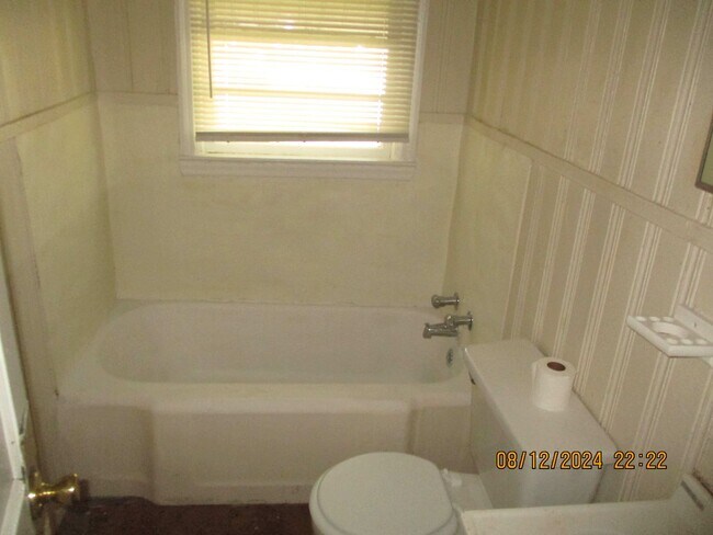 Foto del edificio - 1127 Gillespie Ave