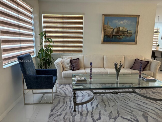 Building Photo - 1362 Canary Island Dr