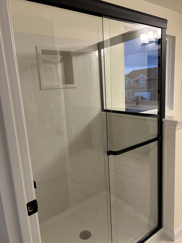 Foto del edificio - 402 Yellow Rose Ct