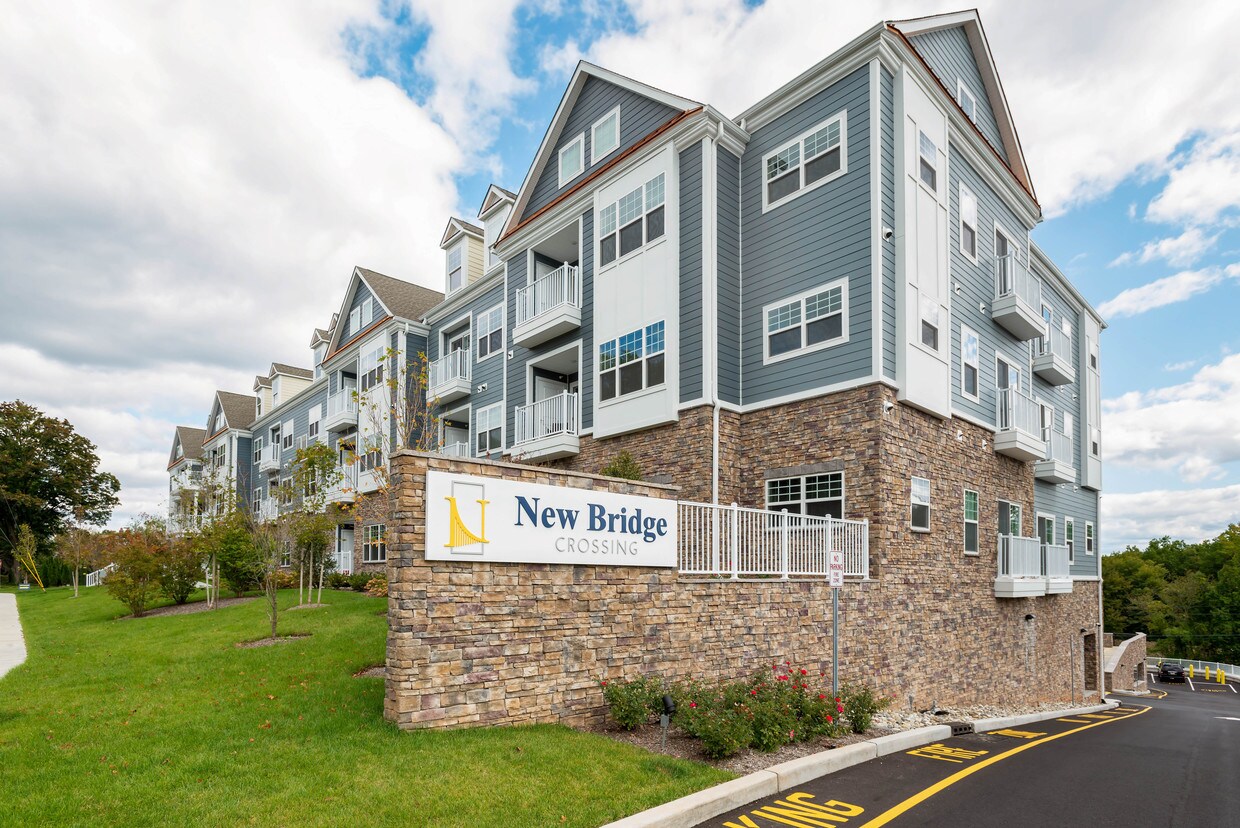 New Bridge Crossing Apartments 230 Kinderkamack Rd River Edge, NJ
