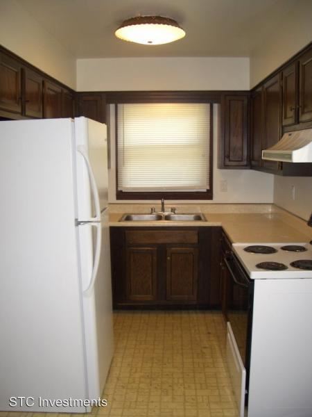 Building Photo - 3 br, 1 bath House - 427 W. Orchard