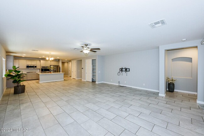 Foto del edificio - 8662 N Peccary Creek Trail