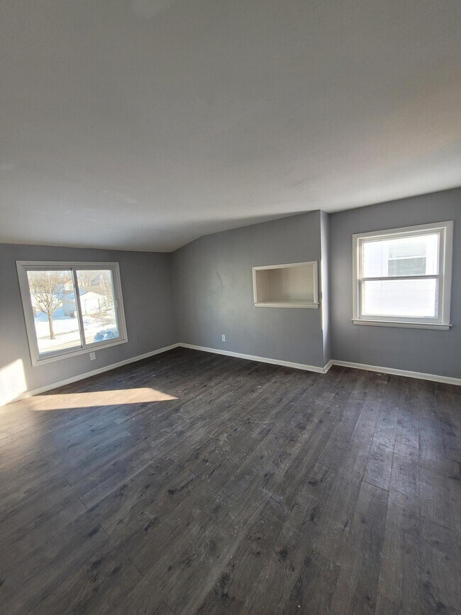 Foto del edificio - 6183 N 38th St