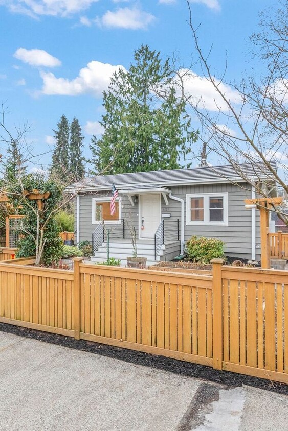 Foto principal - Charming Cottage in West Seattle's Highly ...