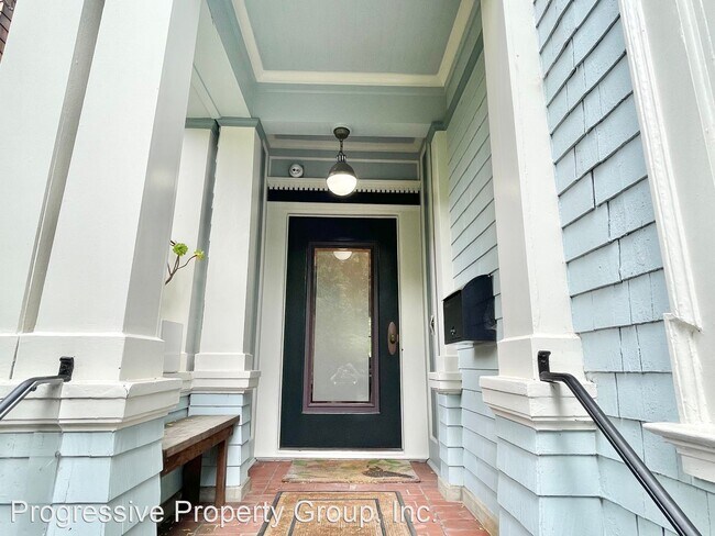 Building Photo - 4 br, 2.5 bath House - 27 7th Avenue