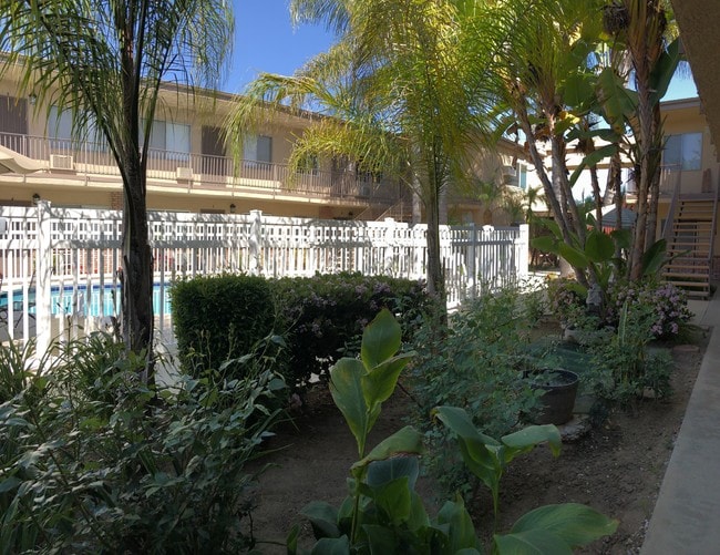 Building Photo - 13970 Ramhurst Dr