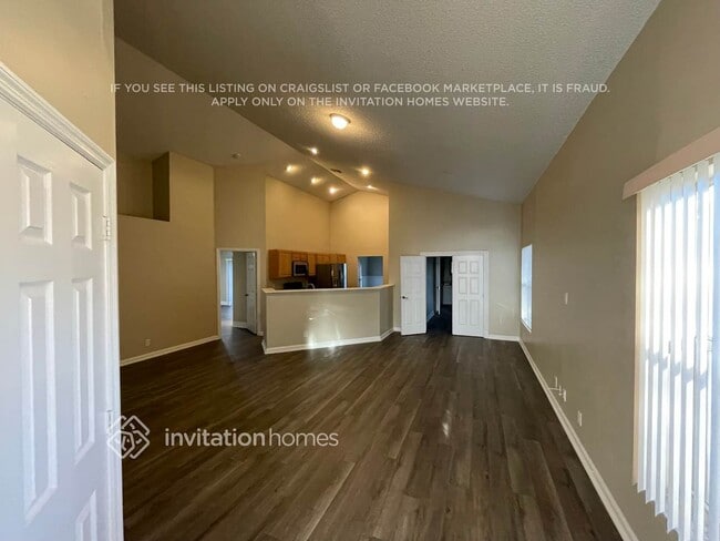 Building Photo - 2880 NW 68th Ln