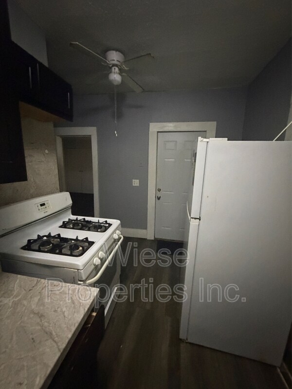 Building Photo - 1720 Clay St