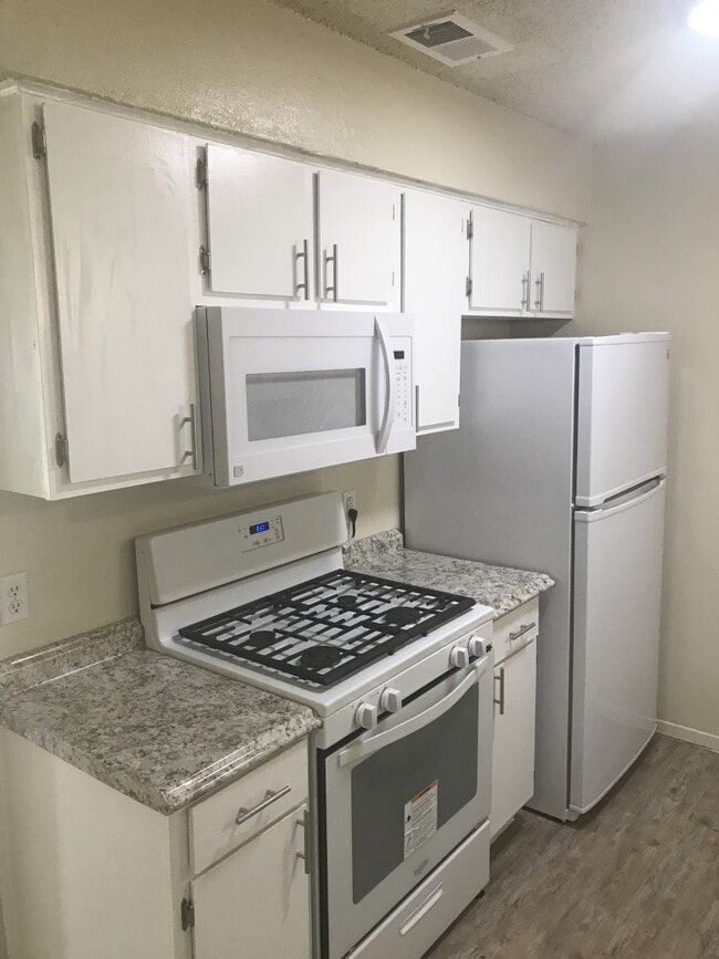 Parkside Apartments Apartments in Giddings, TX