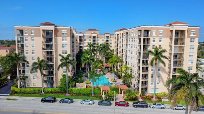 Building Photo - 1805 N Flagler Dr