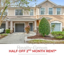 Building Photo - 5868 Pavilion Dr