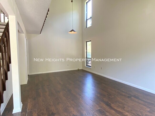 Building Photo - 35 Brighton Cir