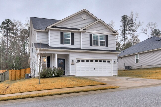 Building Photo - Haynes Station - 4 Bedroom 2.5 Bath