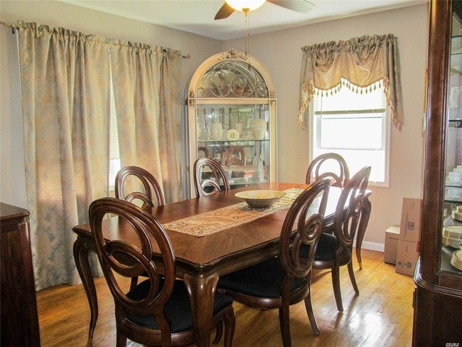 Building Photo - 56 Waverly Ave