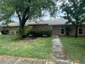 Building Photo - 1600 Halbert St