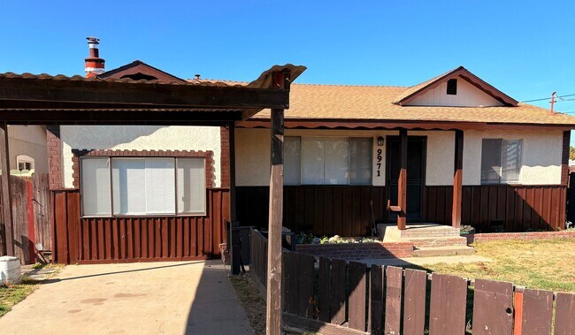 Foto del edificio - 2 WEEKS FREE RENT December Special