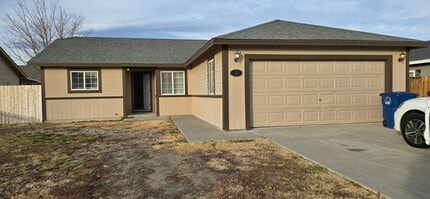 Building Photo - 230 Dianna Way