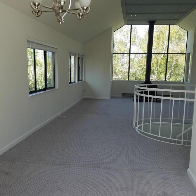 Foto del edificio - 1243 Moonsail Ln