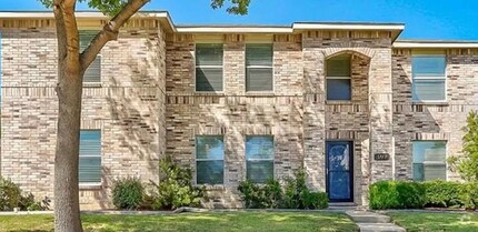 Building Photo - 1713 Cliffbrook Dr