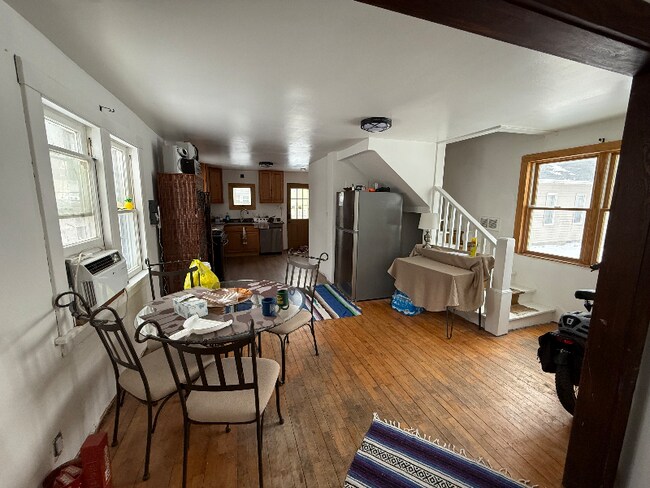 Foto del edificio - 908 Island St