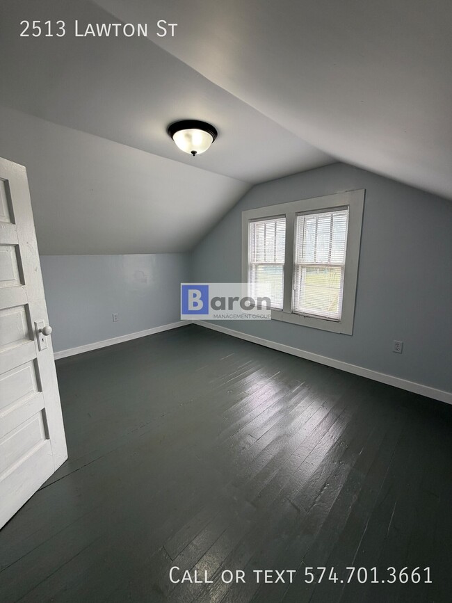 Foto del edificio - 2513 Lawton St