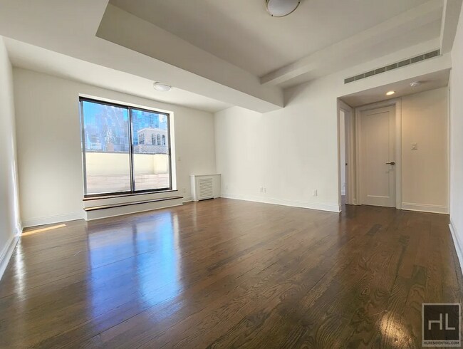 Foto del edificio - WEST 58 STREET